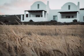 Bianco Diverso Suites