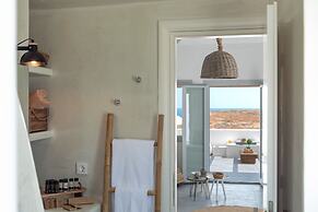 Bianco Diverso Suites