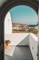 Bianco Diverso Suites