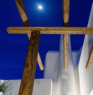 Bianco Diverso Suites