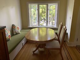 West Point Grey Guest House  UBC