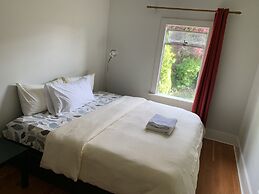 West Point Grey Guest House  UBC