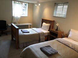 West Point Grey Guest House  UBC