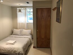 West Point Grey Guest House  UBC