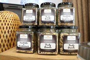 Hanoi Sunflower Westlake Homestay