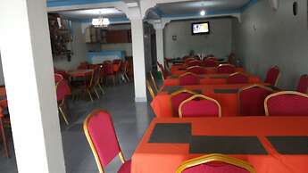 Windsor Hotel Pakwach