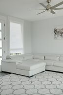 Luxury Unit on 12th South