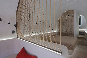 Andronikos Canaves Santorini