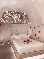 Andronikos Canaves Santorini