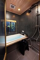 Kanade Kyotoekiminami