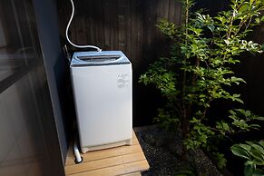 Kanade Kyotoekiminami