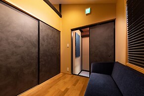 Kanade Kyotoekiminami