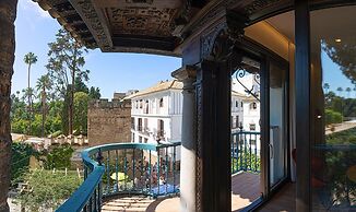 Suites Murillo Plaza Sta Cruz