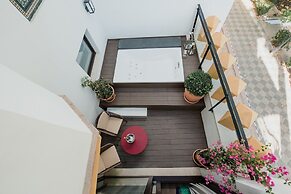 Suites Murillo Plaza Sta Cruz