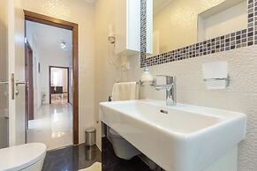 Hedera Estate, Hedera A24