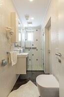 Hedera Estate, Hedera A24