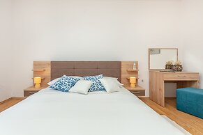 Hedera Estate, Hedera A46