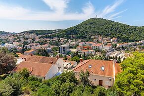 Hedera Estate, Hedera A46