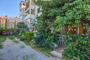 Hedera Estate, Hedera Studio 6