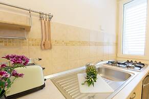 Hedera Estate, Hedera A13