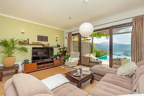 Hedera Estate, House Hedera