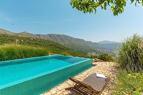 Hedera Estate, House Hedera