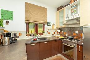 Hedera Estate, House Hedera