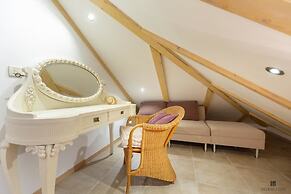 Hedera Estate, House Hedera