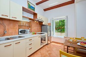 Hedera Estate, Hedera A26