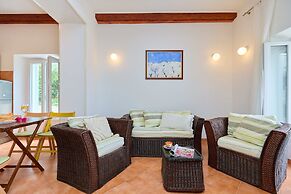 Hedera Estate, Hedera A26