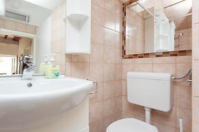 Hedera Estate, Hedera A26