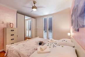 Skyscraper Apartment