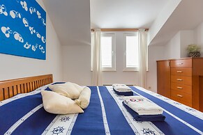 Hedera Estate, Hedera A14