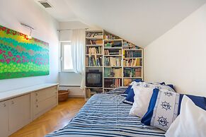 Hedera Estate, Hedera A14