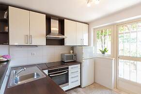 Hedera Estate, Hedera A18