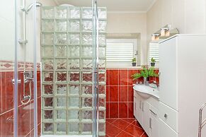 Hedera Estate, Hedera A18