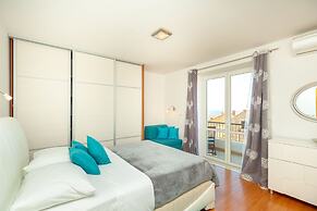 Hedera Estate, Hedera A18