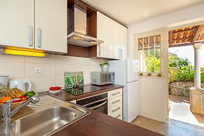 Hedera Estate, Hedera A18