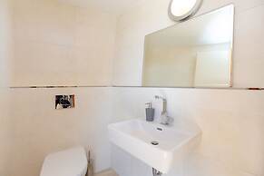 Hedera Estate, Hedera A18