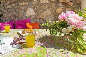 Hedera Estate, Hedera A18