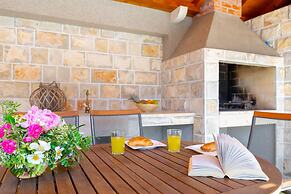 Hedera Estate, Hedera A18