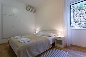 Hedera Estate, Hedera A27