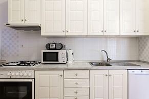 Hedera Estate, Hedera A27