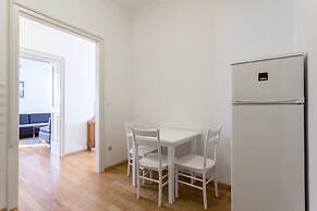 Hedera Estate, Hedera A27