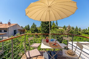 Hedera Estate, Hedera A56