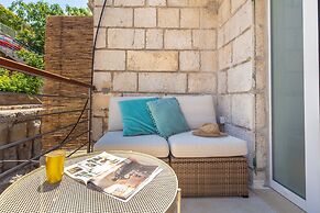 Hedera Estate, Hedera A56