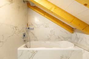 Hedera Estate, Hedera A56