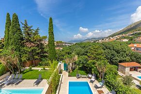 Hedera Estate, Villa Hedera II