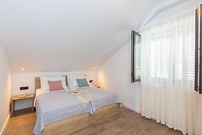 Hedera Estate, Villa Hedera II