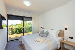 Hedera Estate, Villa Hedera II